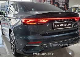 Proton S70 Flagship X Bayue Teal exterior color reawr view – Malaysia by CarStreet2u